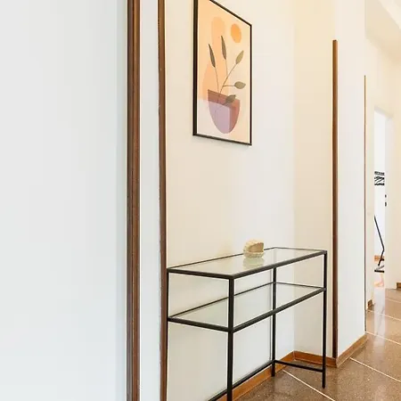 Apartament 3 Bedroom Beautiful View Near Center *