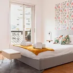 3 Bedroom Beautiful View Near Center Como
