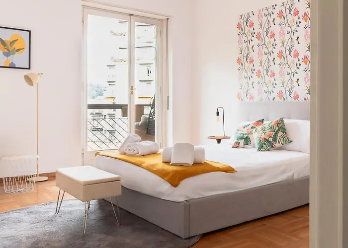 3 Bedroom Beautiful View Near Center كومو